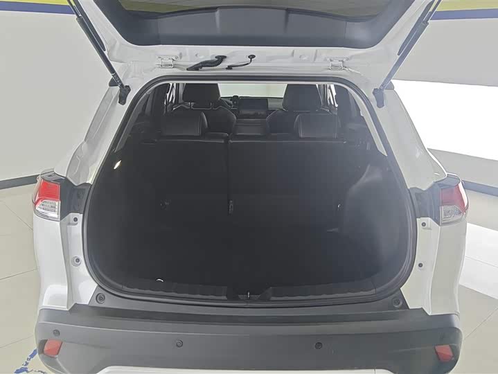 Фото 4 - Toyota Corolla Cross