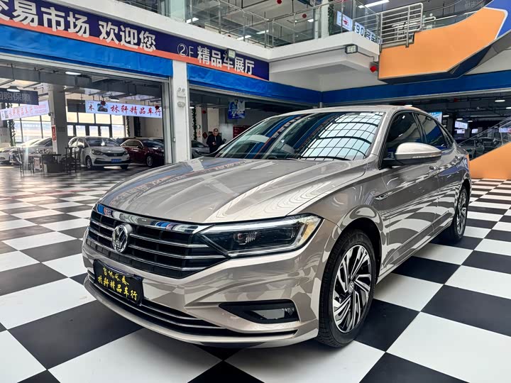 Фото 3 - Volkswagen Sagitar L