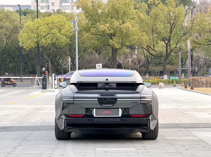 Фото 4 - HiPhi Z