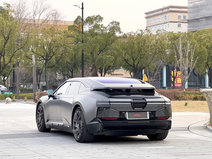 Фото 6 - HiPhi Z