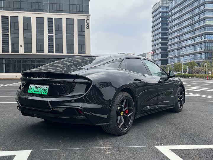 Фото 6 - Lotus Emeya