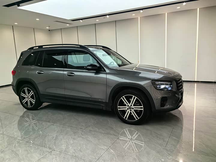 Фото 4 - Mercedes-Benz GLB-Class