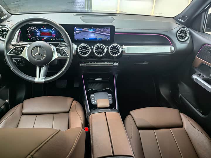 Фото 9 - Mercedes-Benz GLB-Class