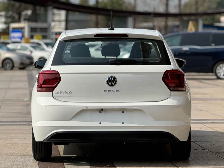 Фото 5 - Volkswagen Polo