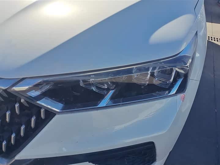 Фото 5 - Bestune T77