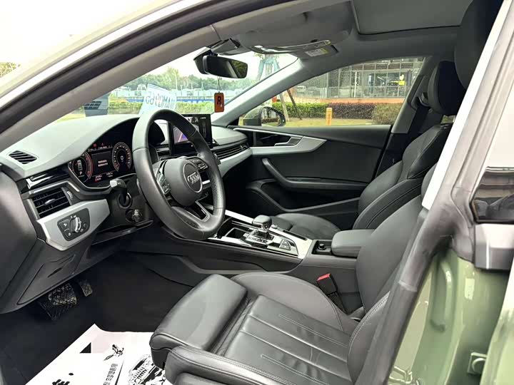 Фото 3 - Audi A5