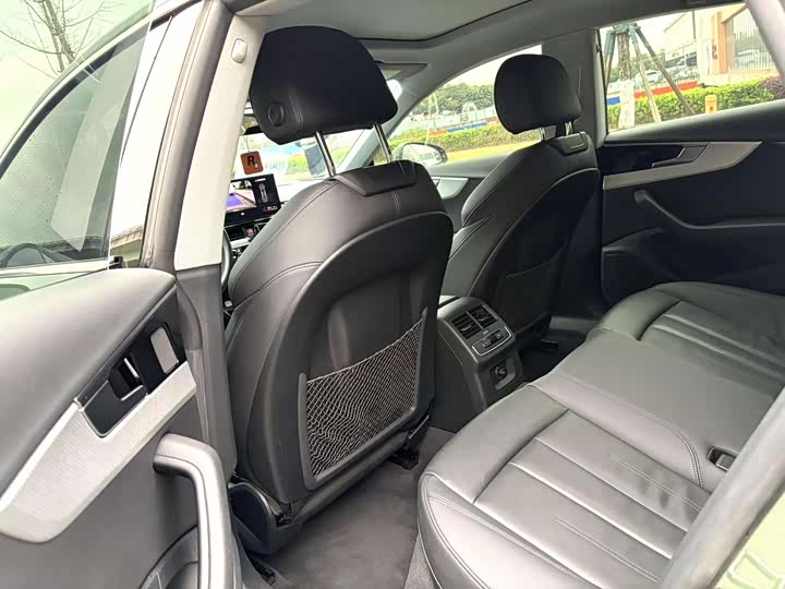 Фото 5 - Audi A5