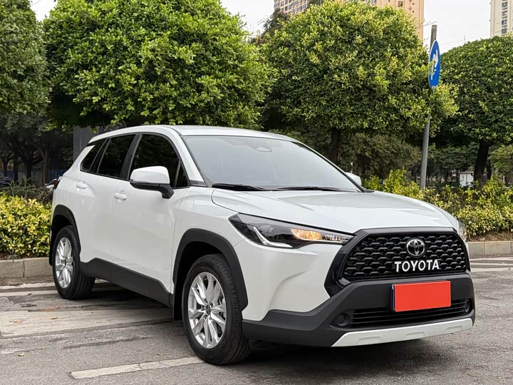 Фото 3 - Toyota Corolla Cross