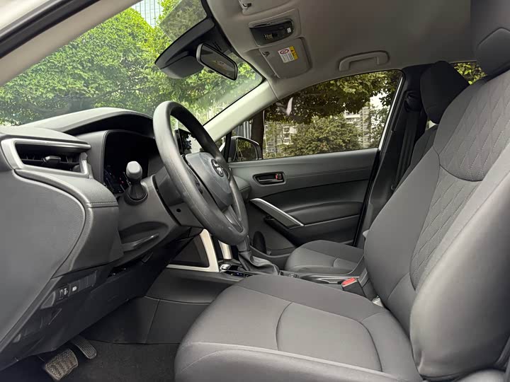 Фото 9 - Toyota Corolla Cross