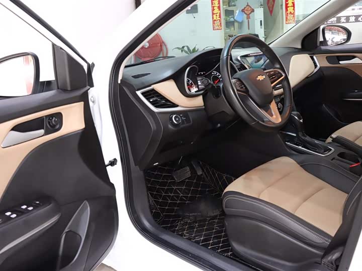 Фото 8 - Chevrolet Monza