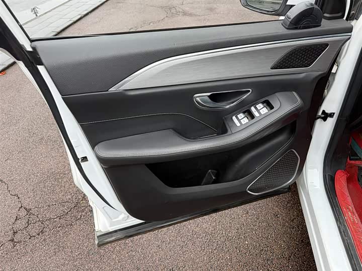 Photo 6 - Jetour X90 Plus