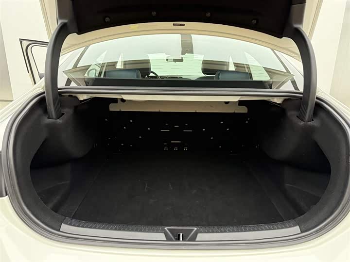 Фото 9 - Mercedes-Benz A-Class