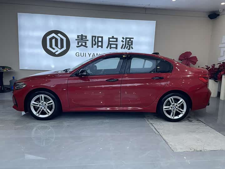 Фото 2 - BMW 1 Series