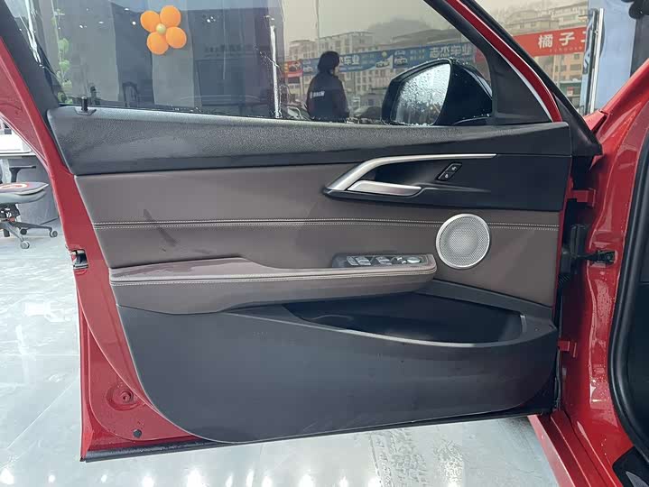 Фото 4 - BMW 1 Series