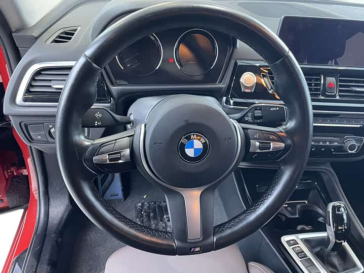 Фото 9 - BMW 1 Series