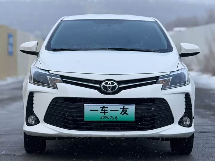 Photo 2 - Toyota Vios