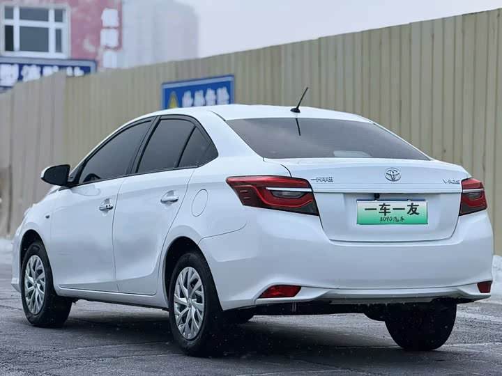 Photo 7 - Toyota Vios