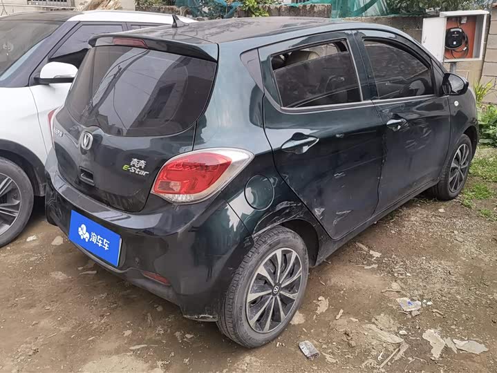 Фото 3 - Changan BenBen E-Star