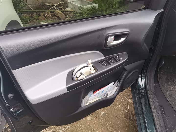 Фото 7 - Changan BenBen E-Star