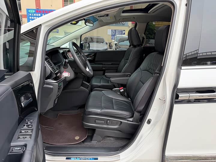 Фото 9 - Honda Elysion