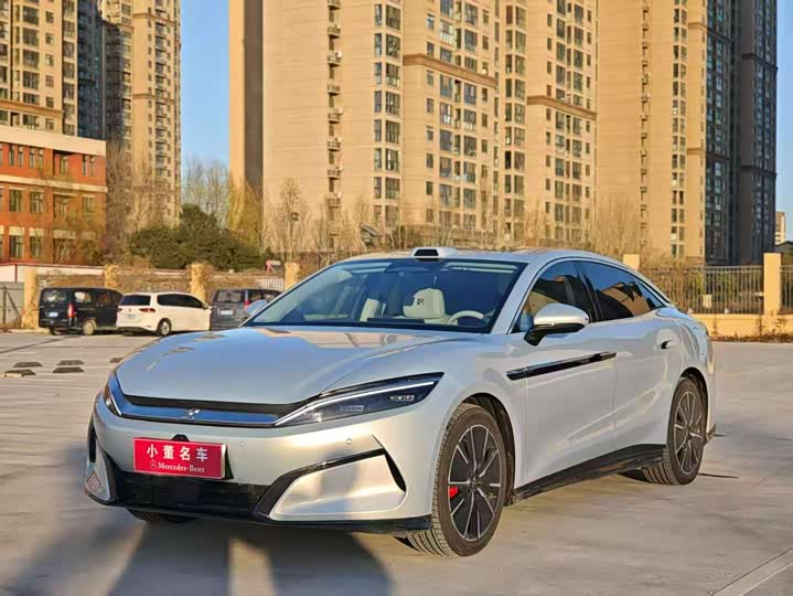 Фото 1 - BYD Han L