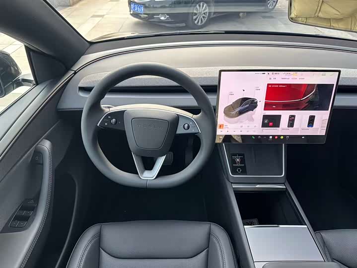 Фото 8 - Tesla Model Y