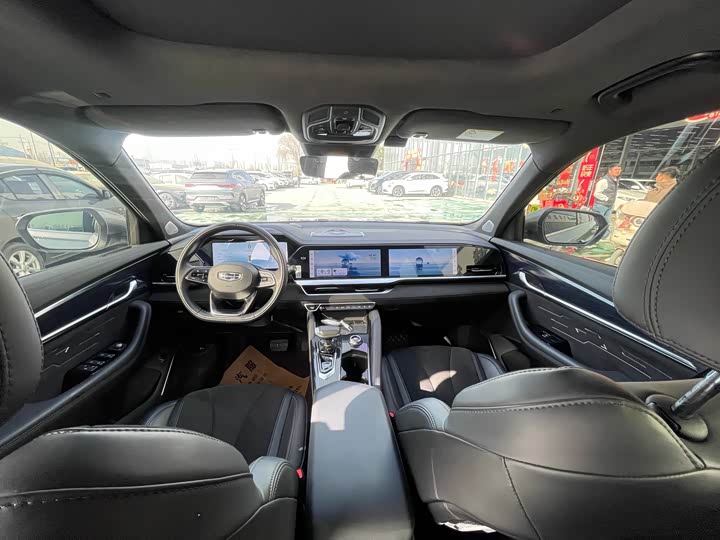 Фото 5 - Geely Monjaro