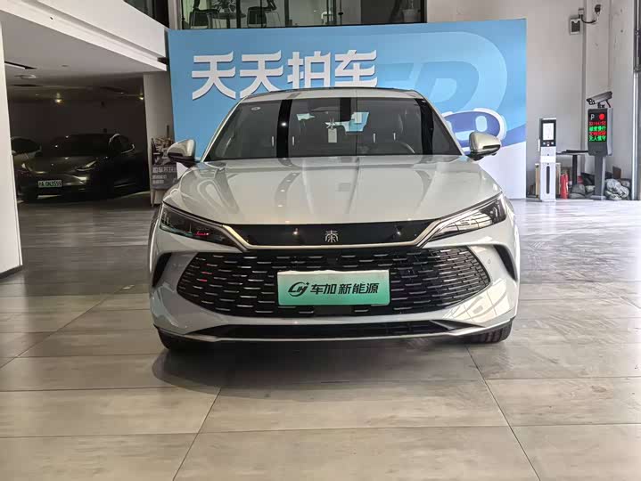 Фото 2 - BYD Qin L