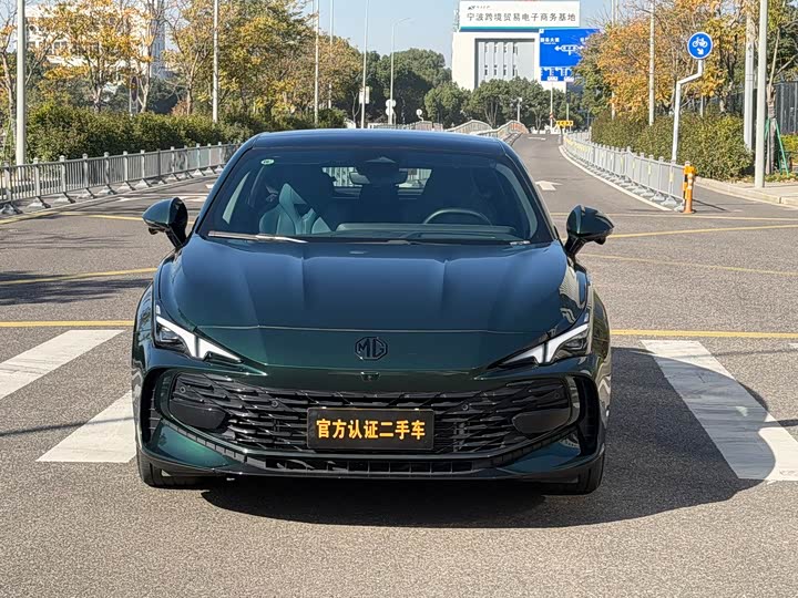 Фото 2 - MG Motor 7