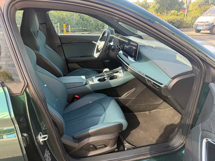 Фото 4 - MG Motor 7