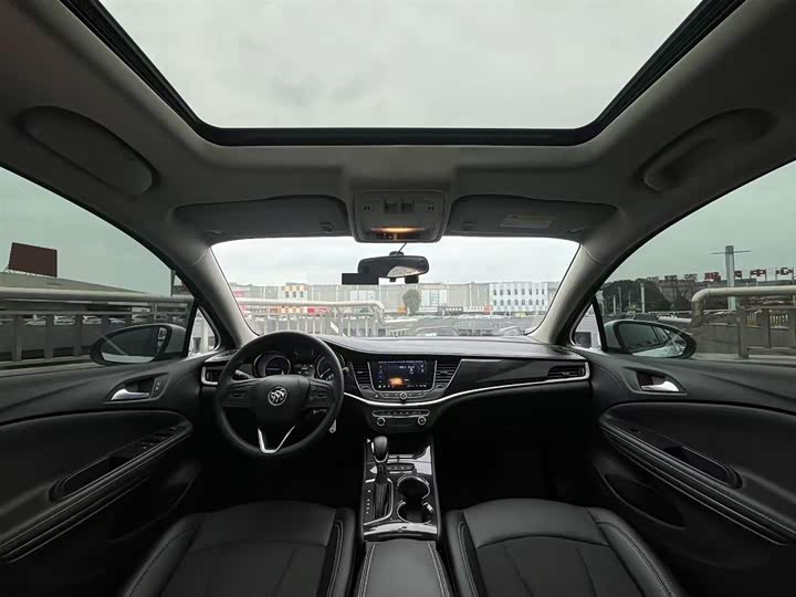 Фото 9 - Buick Verano