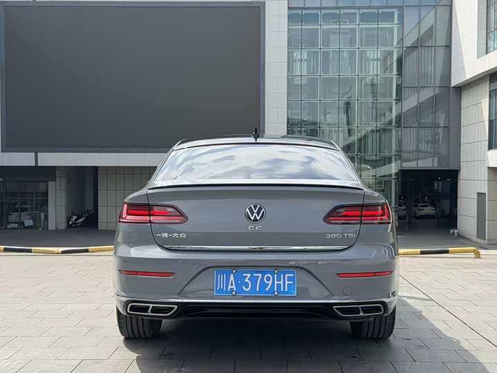 Фото 8 - Volkswagen CC