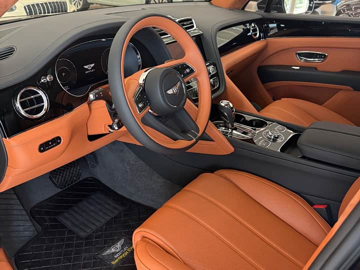 Photo 2 - Bentley Bentayga