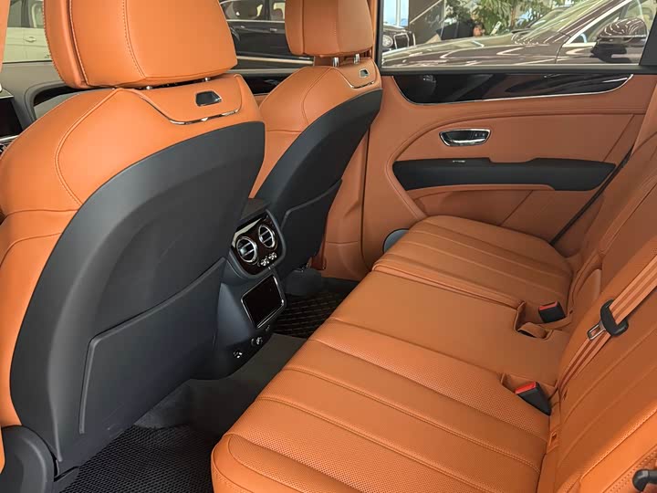 Photo 4 - Bentley Bentayga