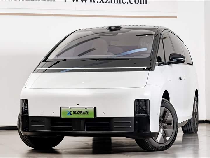 Photo 2 - LiXiang Mega