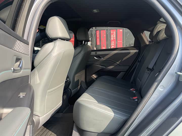 Фото 6 - BYD Qin Plus