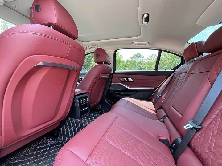 Фото 8 - BMW 3 Series