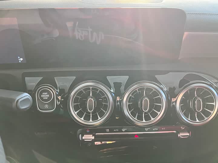 Фото 8 - Mercedes-Benz A-Class AMG