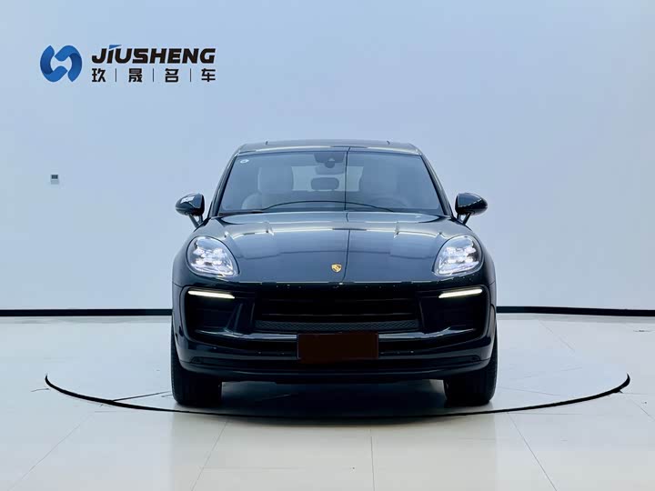 Фото 2 - Porsche Macan