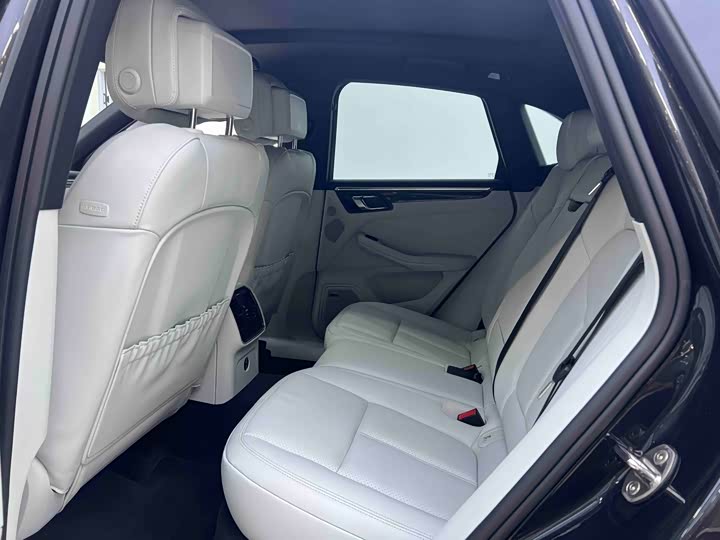 Фото 9 - Porsche Macan