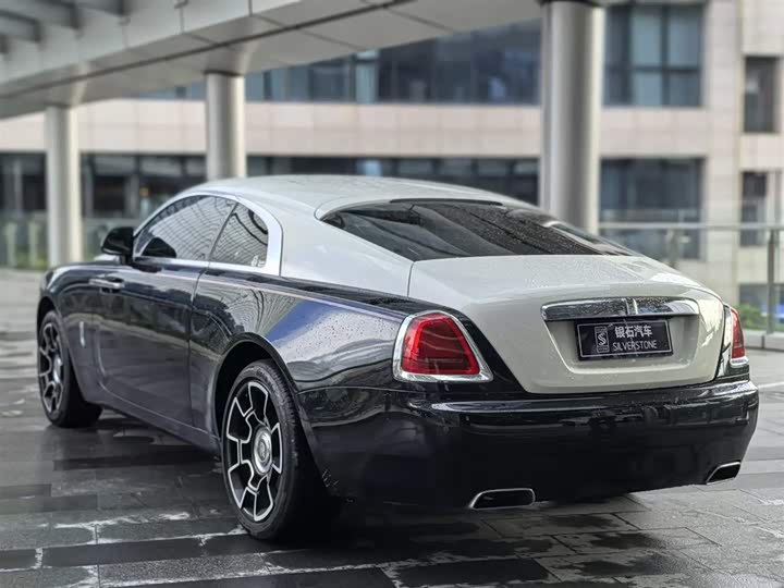 Фото 3 - Rolls-Royce Wraith