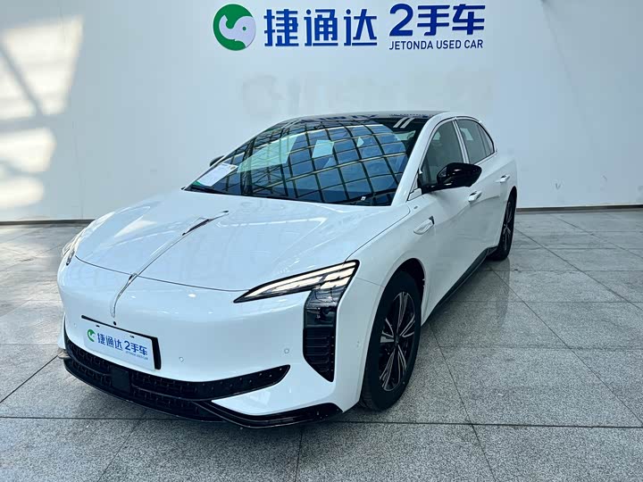 Фото 1 - Hongqi EH7