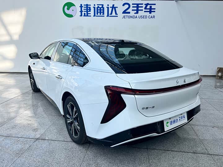 Фото 9 - Hongqi EH7