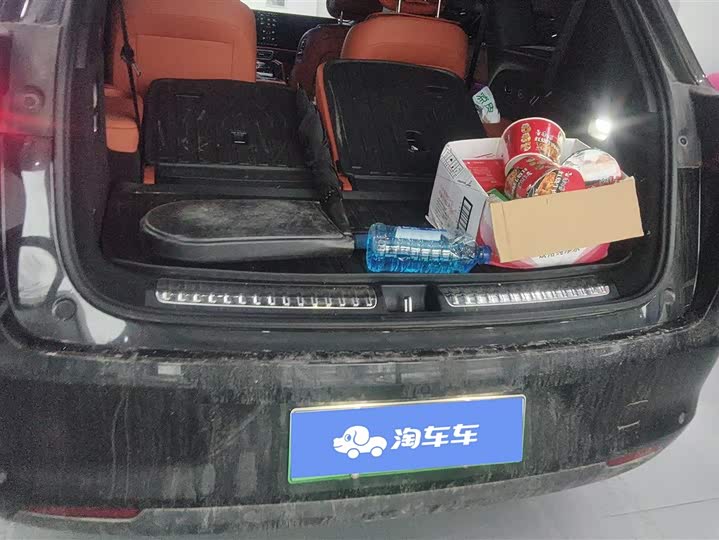 Фото 4 - LiXiang L8