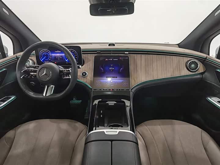 Фото 5 - Mercedes-Benz EQE SUV