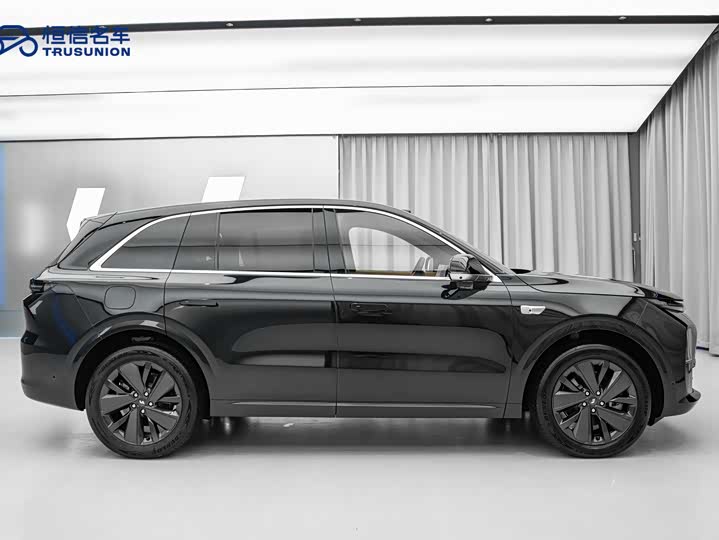 Фото 7 - LiXiang L6