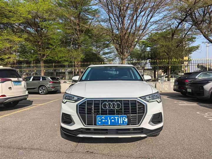 Фото 2 - Audi Q3