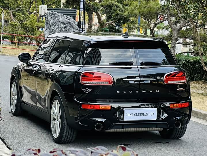 Photo 4 - Mini Clubman JCW