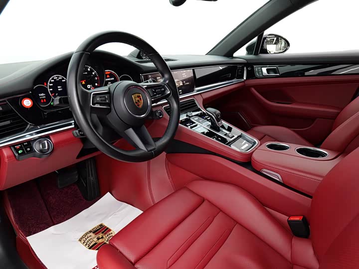 Фото 3 - Porsche Panamera