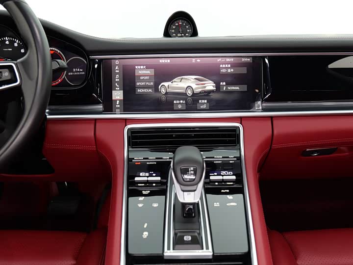 Фото 8 - Porsche Panamera